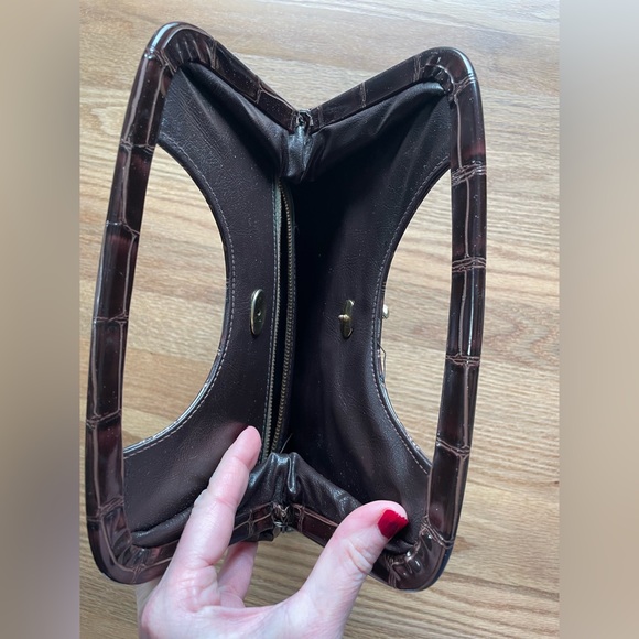 Vintage purse, with built in change purse - Picture 5 of 8